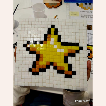 Laboratori di Mosaico per Bambini con la Pixel Art - Mosaici di Barbara
