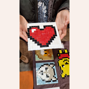 Laboratori di Mosaico per Bambini con la Pixel Art - Mosaici di Barbara